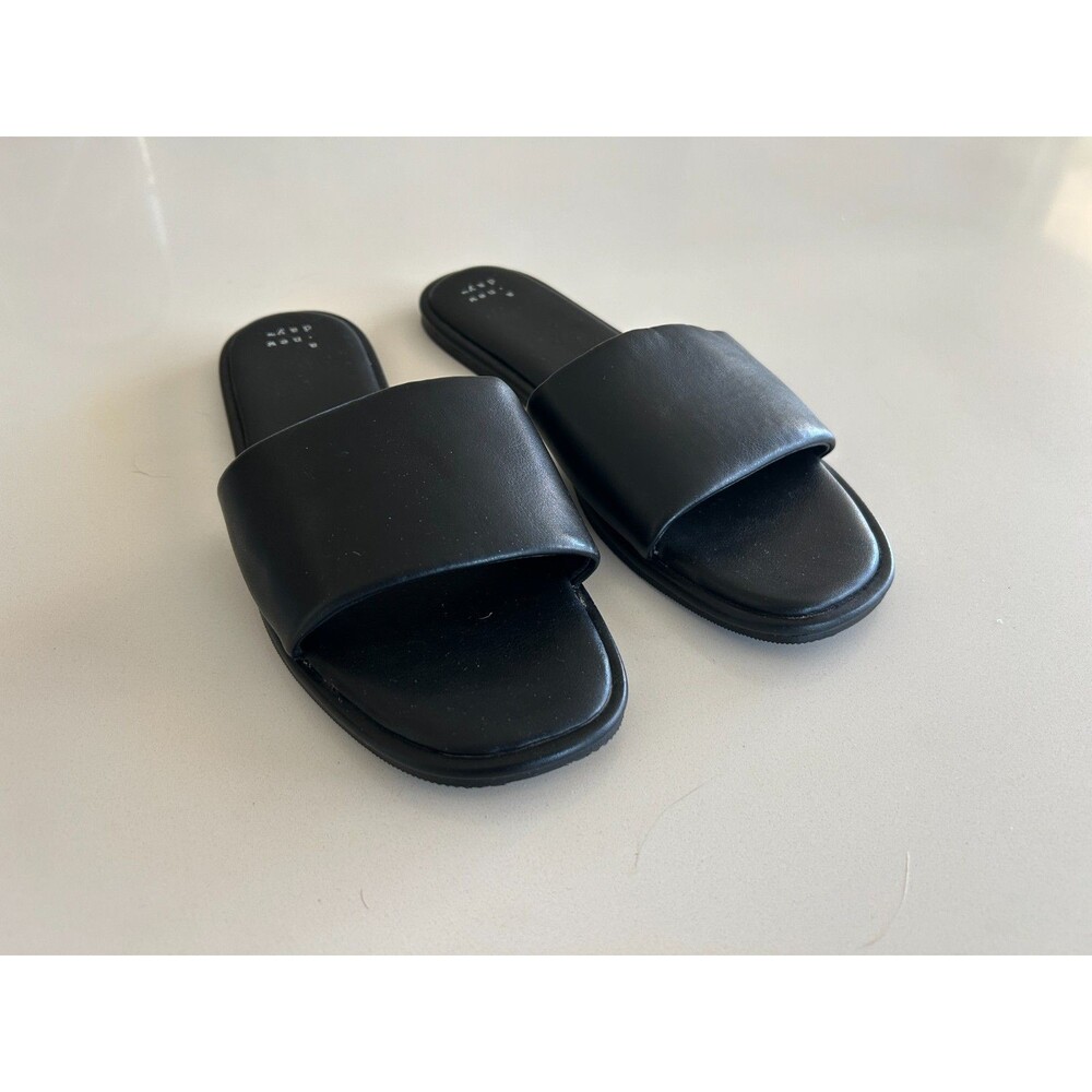 A New Day Women's Size 9 Black Slide Sandals Padded Single Band Flat Slip On